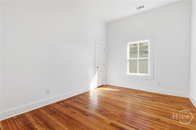 203 E 39th Street, Savannah, GA 31401