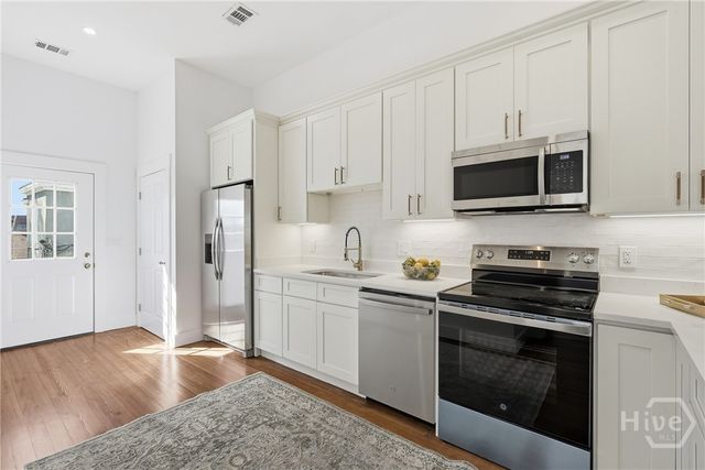 203 E 39th Street, Savannah, GA 31401