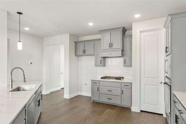 8 Grouse Circle, Sanger, TX 76266