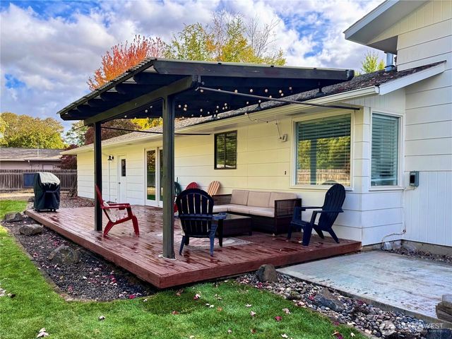 715 Liberty Place, Walla Walla, WA 99362