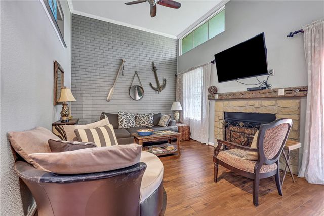 146 Villa Way, Coldspring, TX 77331