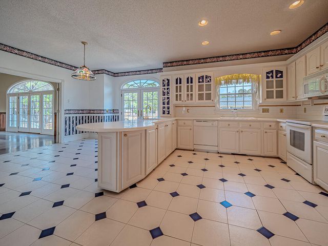 2219 Kings Mountain Drive, Dalzell, SC 29040