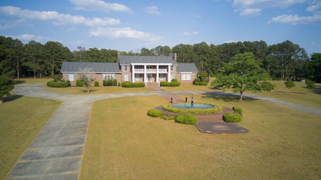 2219 Kings Mountain Drive, Dalzell, SC 29040