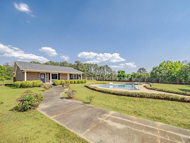 2219 Kings Mountain Drive, Dalzell, SC 29040