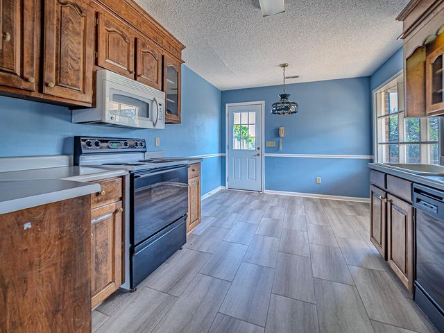 2219 Kings Mountain Drive, Dalzell, SC 29040