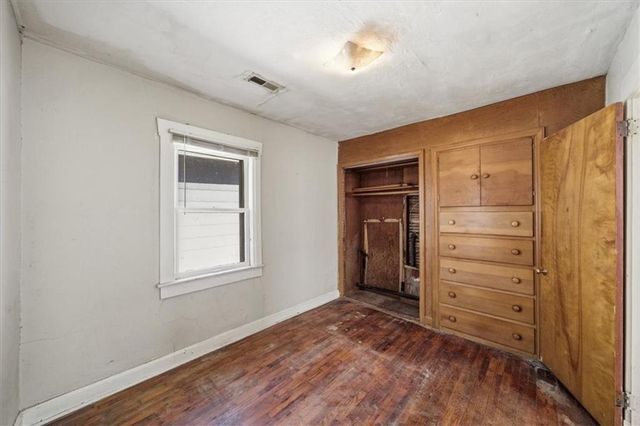 7607 Pennsylvania Avenue, Kansas City, MO 64114