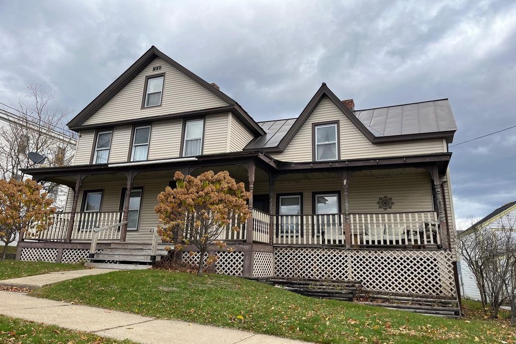 86 South Main Street, Rutland City, VT 05701