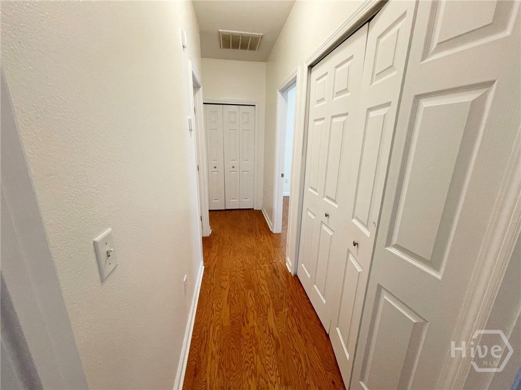Image 14 of property listing at 50 Blue Oak Drive, Richmond Hill, GA 31324