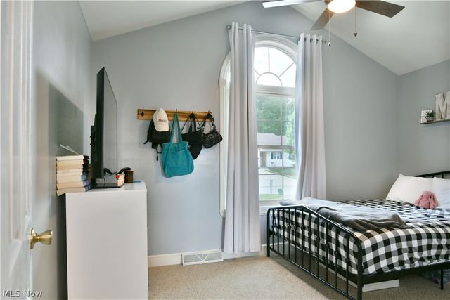 1458 Birch Run Drive NE, Warren, OH 44483