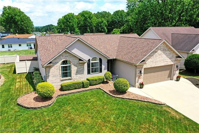 1458 Birch Run Drive NE, Warren, OH 44483