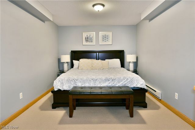 1458 Birch Run Drive NE, Warren, OH 44483