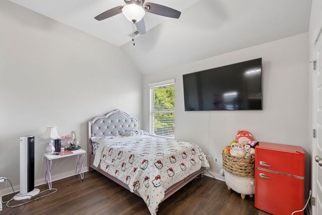 1413 Burrows Ave, Murfreesboro, TN 37129