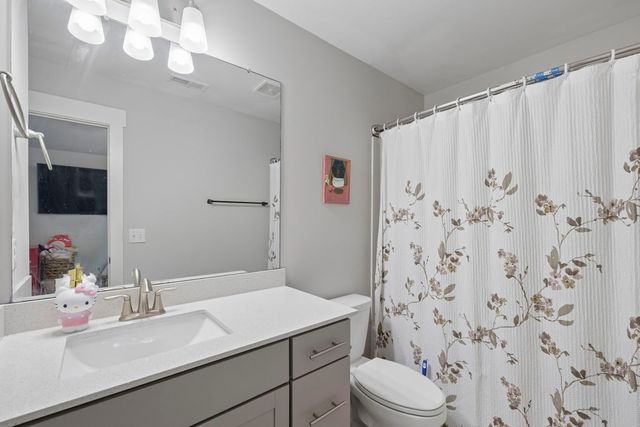 1413 Burrows Ave, Murfreesboro, TN 37129