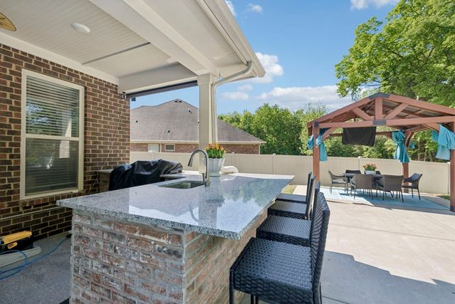 1413 Burrows Ave, Murfreesboro, TN 37129