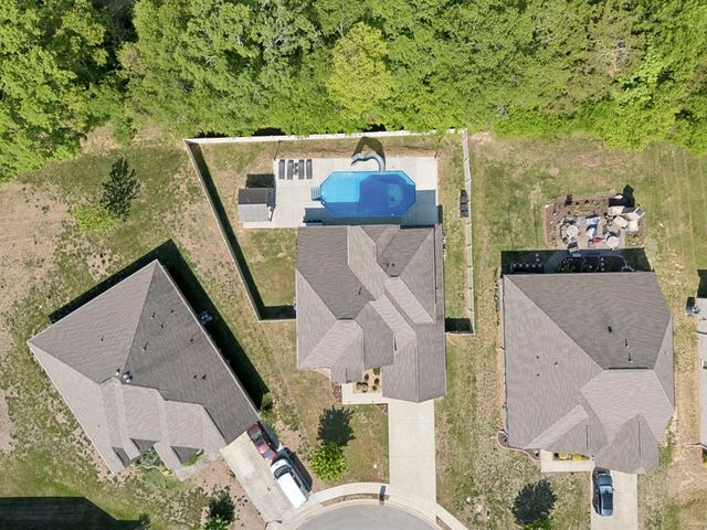 1413 Burrows Ave, Murfreesboro, TN 37129