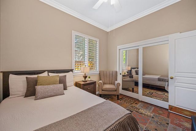 9421 Lakepoint Dr, Elk Grove, CA 95758