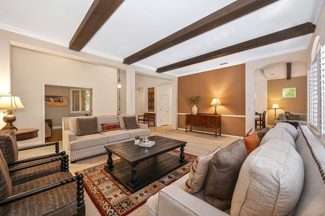 9421 Lakepoint Dr, Elk Grove, CA 95758
