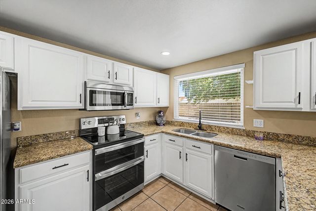 2115 N CENTRAL Drive, Chandler, AZ 85224