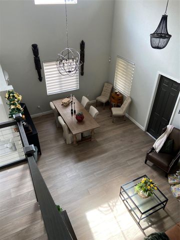 20439 NW 9th Ct, Miami, FL 33169