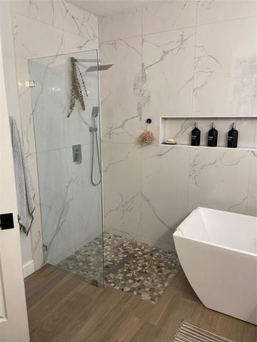 20439 NW 9th Ct, Miami, FL 33169