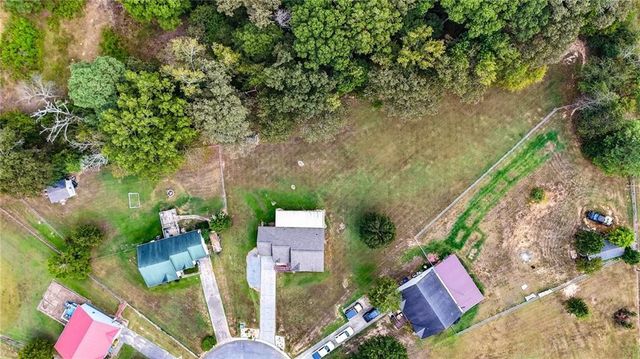 181 Fieldcrest Drive, Calhoun, GA 30701
