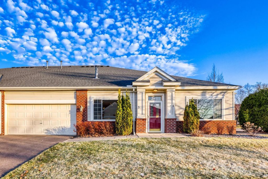 14024 54th Avenue N 3, Plymouth, MN 55446