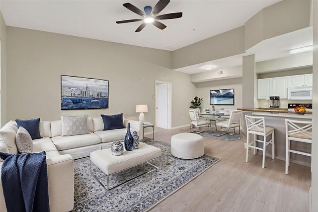 5572 METROWEST BOULEVARD 304, Orlando, FL 32811