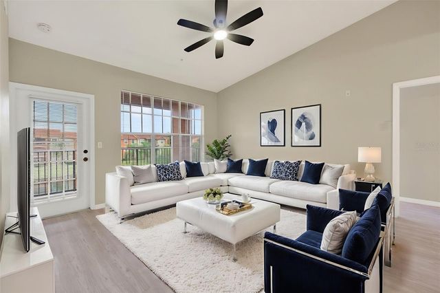 5572 METROWEST BOULEVARD 304, Orlando, FL 32811