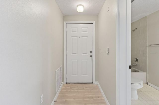 5572 METROWEST BOULEVARD 304, Orlando, FL 32811