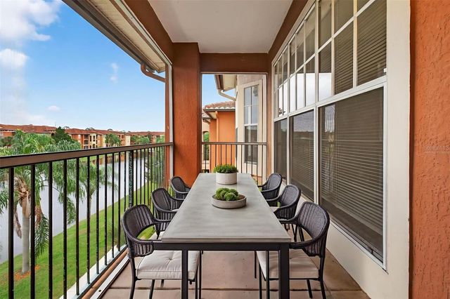 5572 METROWEST BOULEVARD 304, Orlando, FL 32811