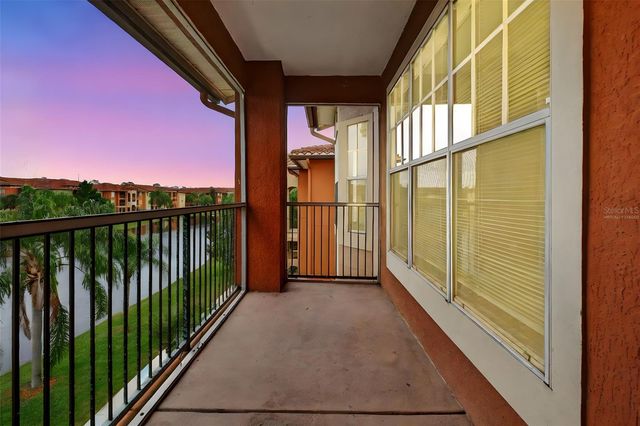 5572 METROWEST BOULEVARD 304, Orlando, FL 32811