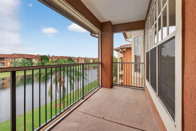 5572 METROWEST BOULEVARD 304, Orlando, FL 32811