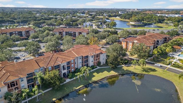 5572 METROWEST BOULEVARD 304, Orlando, FL 32811