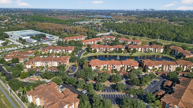 5572 METROWEST BOULEVARD 304, Orlando, FL 32811