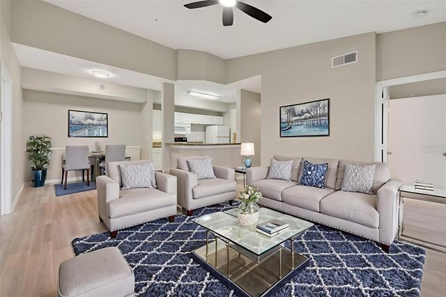 5572 METROWEST BOULEVARD 304, Orlando, FL 32811