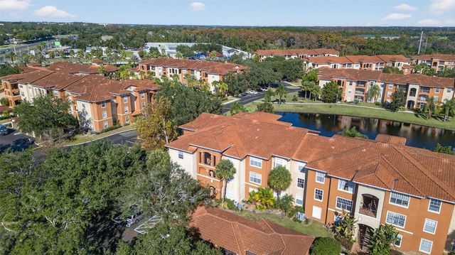 5572 METROWEST BOULEVARD 304, Orlando, FL 32811