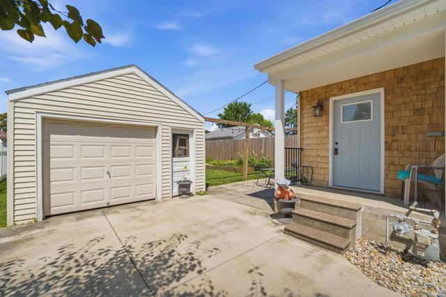 1014 S 20th Street, Lafayette, IN 47905