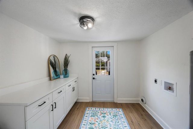1110 36TH AVENUE N, St Petersburg, FL 33704