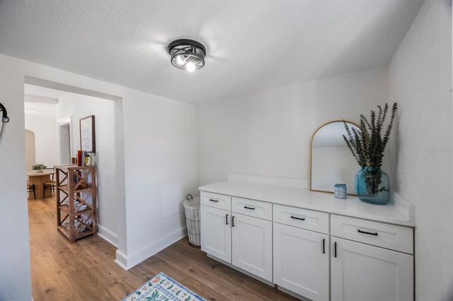 1110 36TH AVENUE N, St Petersburg, FL 33704