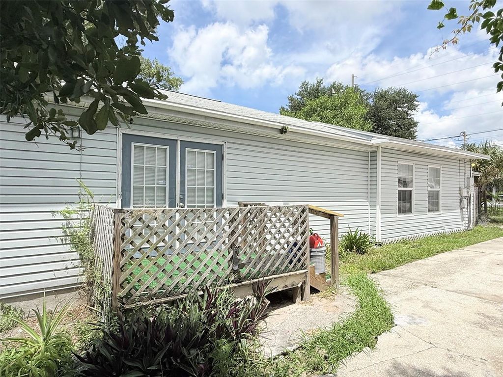 3611 2ND AVENUE S, St Petersburg, FL 33711