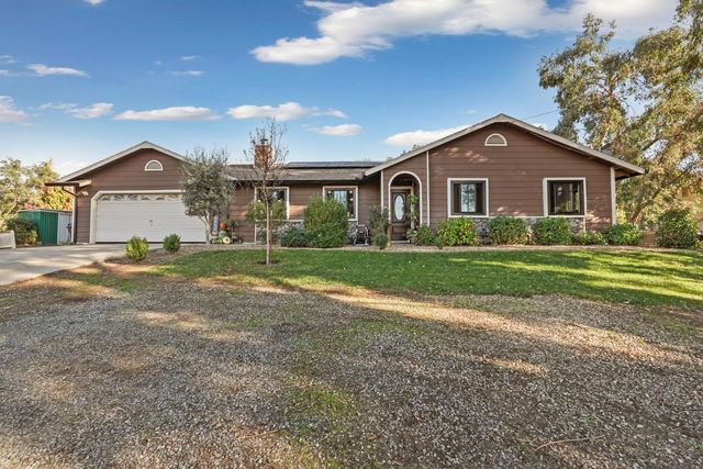 7505 Baldwin St, Valley Springs, CA 95252