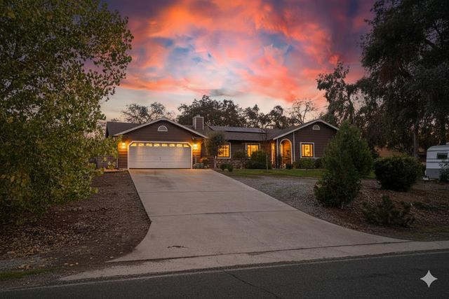 7505 Baldwin St, Valley Springs, CA 95252