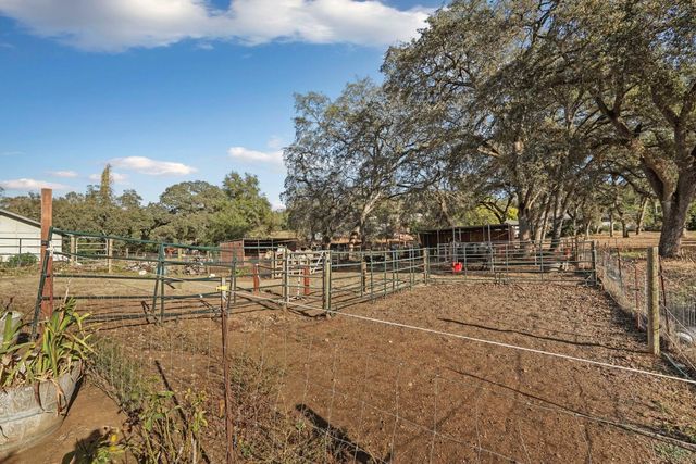 7505 Baldwin St, Valley Springs, CA 95252