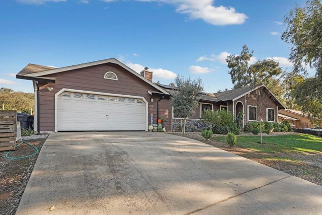 7505 Baldwin St, Valley Springs, CA 95252