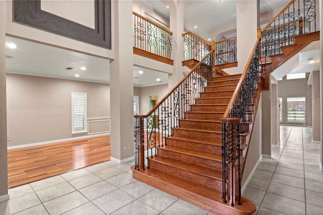 808 Sabona Drive, Desoto, TX 75115