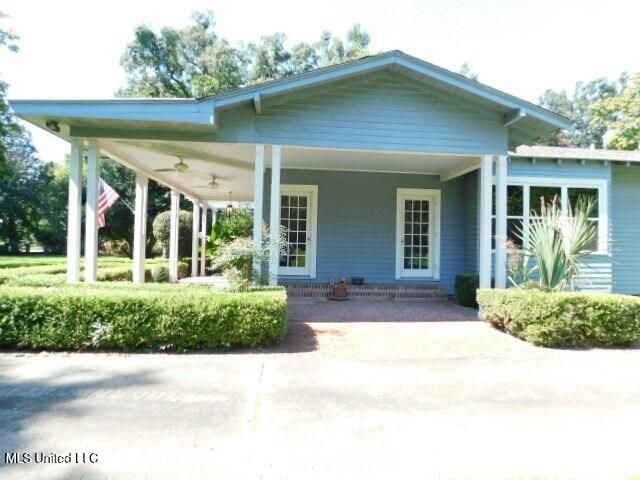 125 Riverside Street, Vidalia, LA 71373
