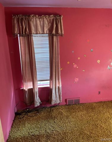 7034 Corbitt Avenue, St Louis, MO 63130