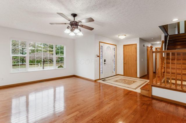 7734 Henry David Court, Dublin, OH 43016