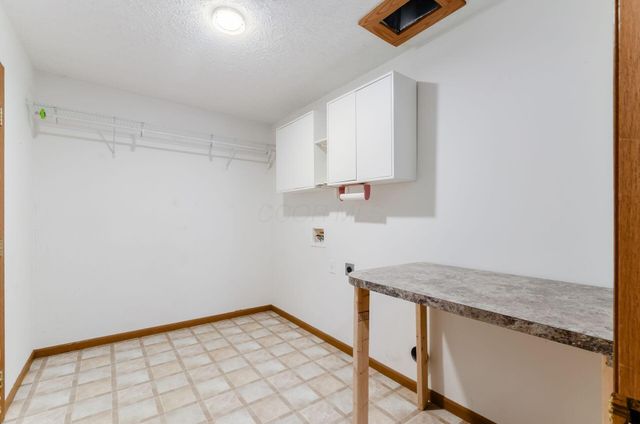 7734 Henry David Court, Dublin, OH 43016