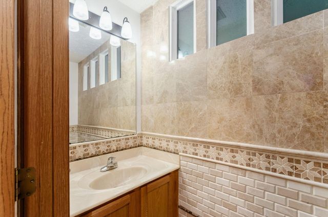 7734 Henry David Court, Dublin, OH 43016